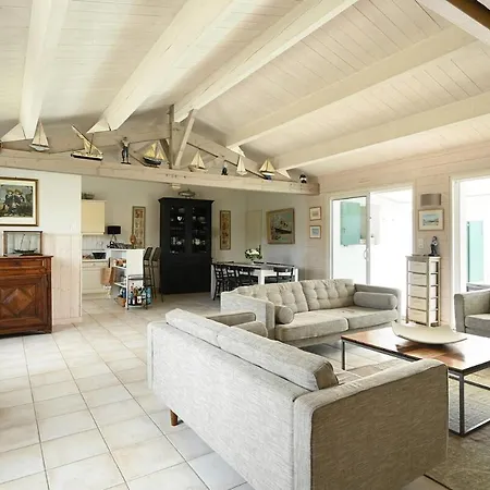 別荘 888 La Digue Heated Pool サン・クレマン・デ・バレーヌ