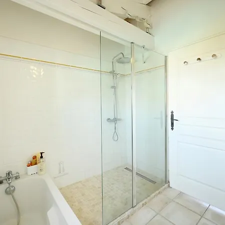 Holiday home 888 La Digue Heated Pool